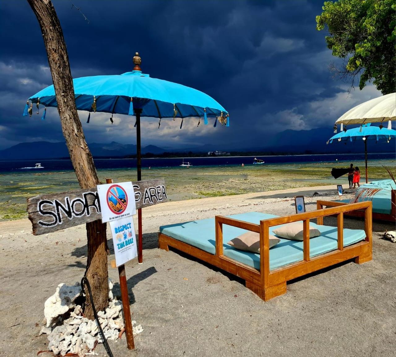 Mandala Beach Healing Rooms Gili Air Kültér fotó